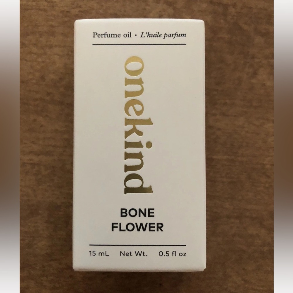 ONEKIND Bone Flower Rollerball Perfume Oil 0.5 oz 15ml Full Size ~ New in Box!🧡
